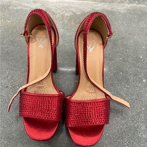 Never Worn Windsor Radiant Red Heels